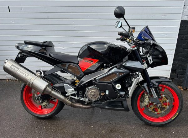 2005 Aprilia Tuono 1000