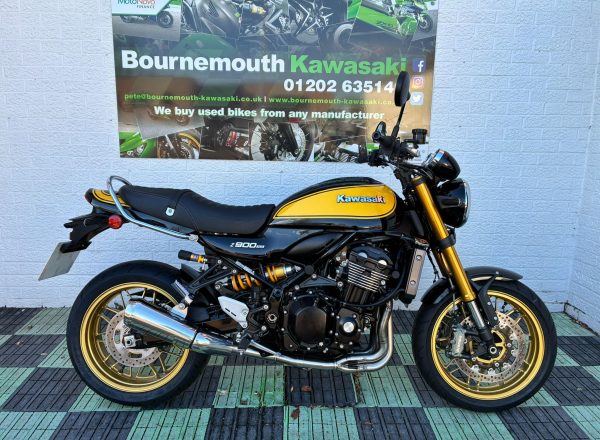 8824557x2048x1536_FFFFFF_L_0