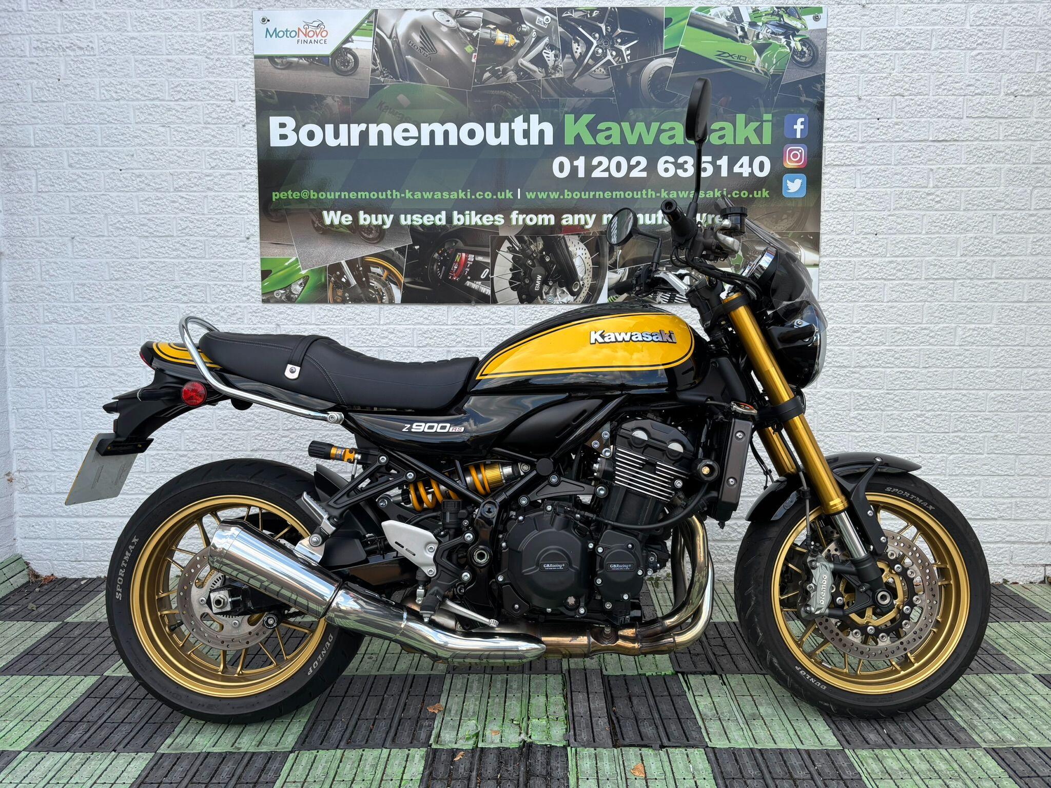 2023 Kawasaki Z900 RS SE